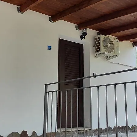 Sa Domu De Pardinu 別荘