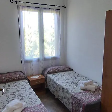בית נופש Sa Domu De Pardinu *
